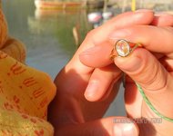 Астрологический совет для четверга - желтая одежда и желтый сапфир