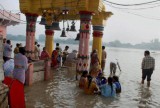 Затопленных храм в Матхуре, фото thehindu.com