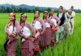 Народные танцы горкха (горкхов) на фестивале в Силигури, Бенгалия, фото thehindu.com